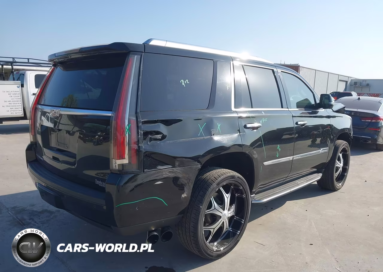 2017 Cadillac Escalade Luxury VIN:1GYS3BKJ9HR325880 - 4