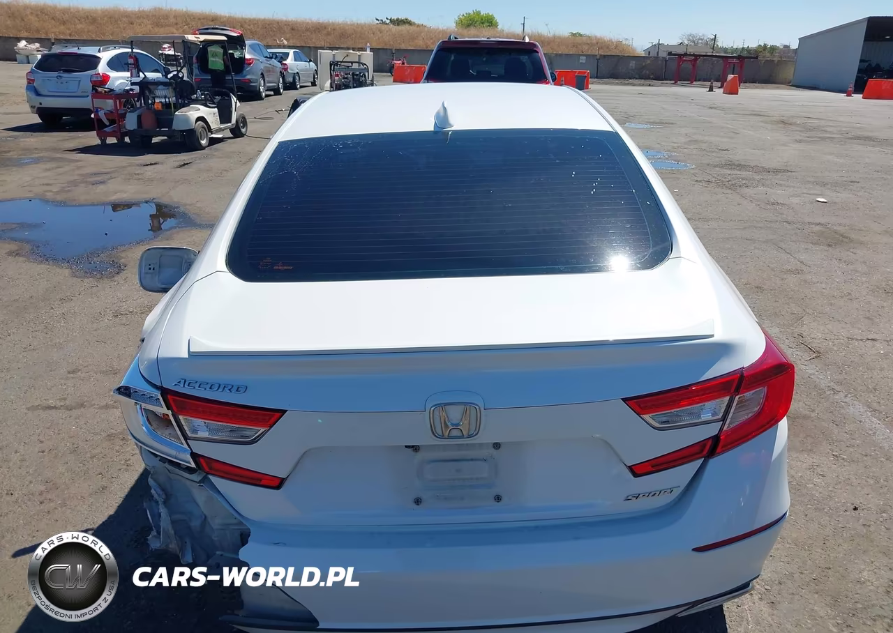 2018 Honda Accord Sport VIN:1HGCV1F33JA227122 - 15