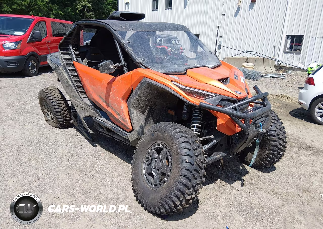 2026 Cfmoto Zforce Z10