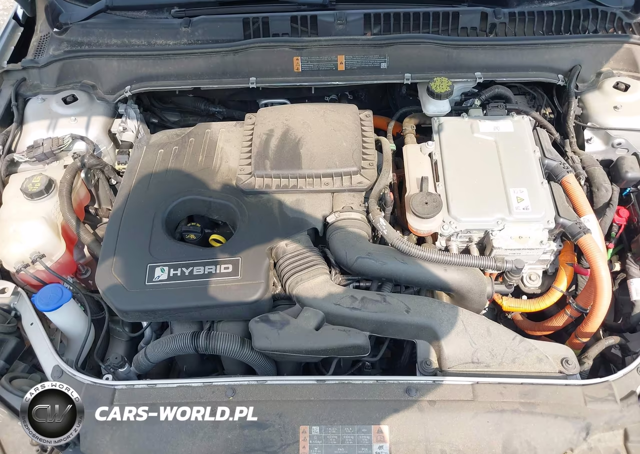 2018 Ford Fusion Hybrid S VIN:3FA6P0UU7JR271583 - 10