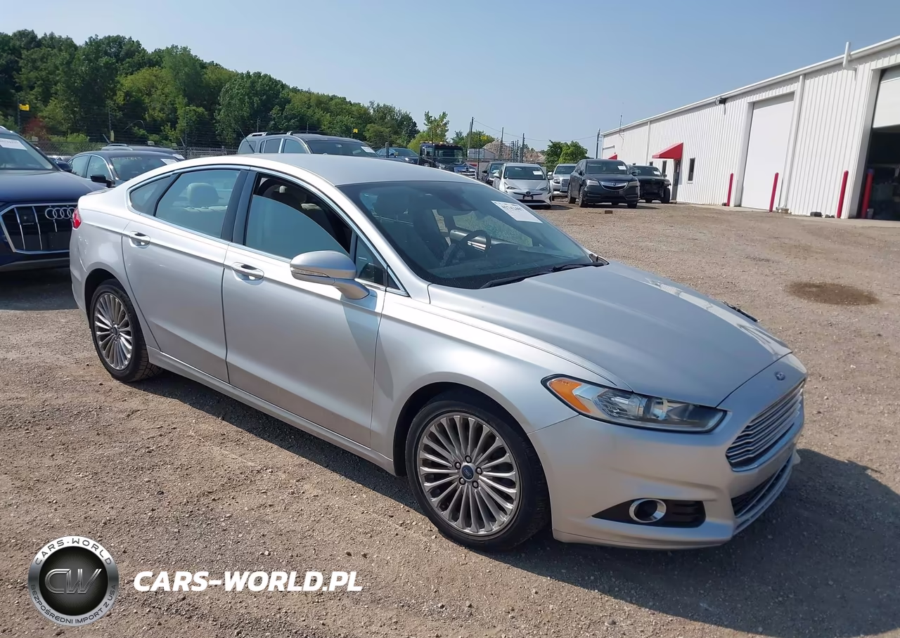 2016 Ford Fusion Titanium – zdjęcie 1 z 17