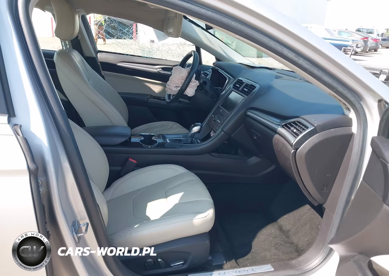 2016 Ford Fusion Titanium VIN:3FA6P0K94GR351379 - 5