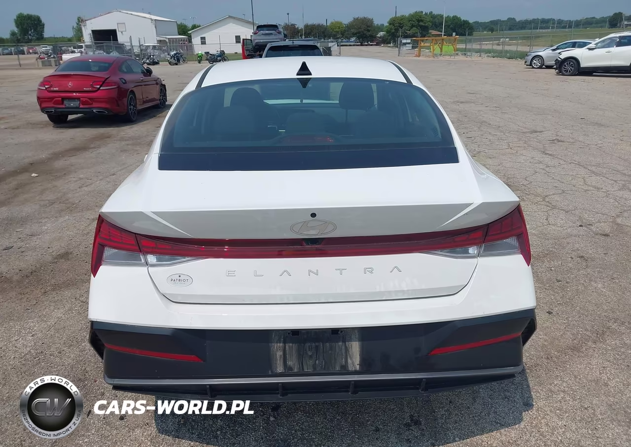 2025 Hyundai Elantra Sel Convenience VIN:KMHLS4DG2SU990114 - 16