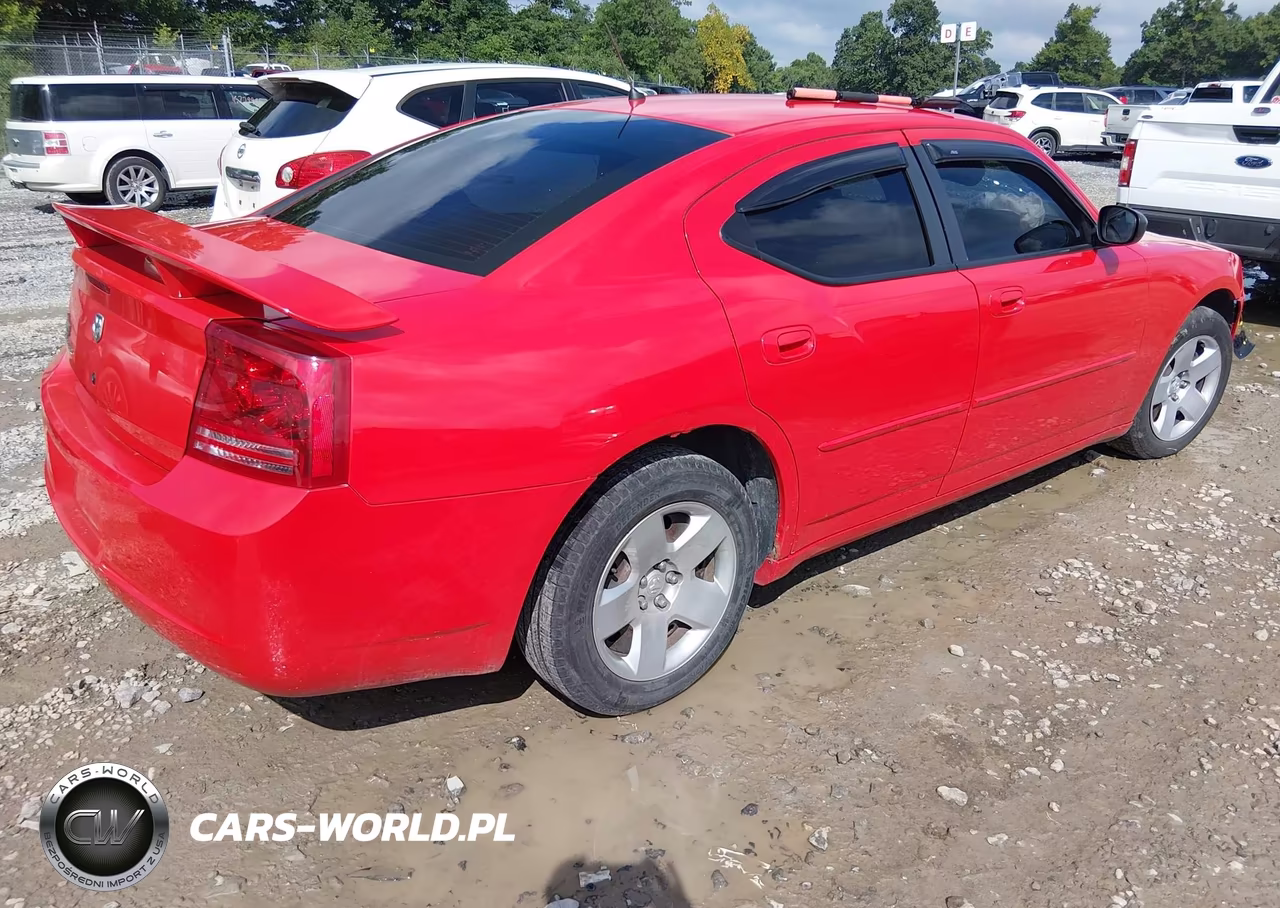2008 Dodge Charger VIN:2B3KA43RX8H163710 - 4