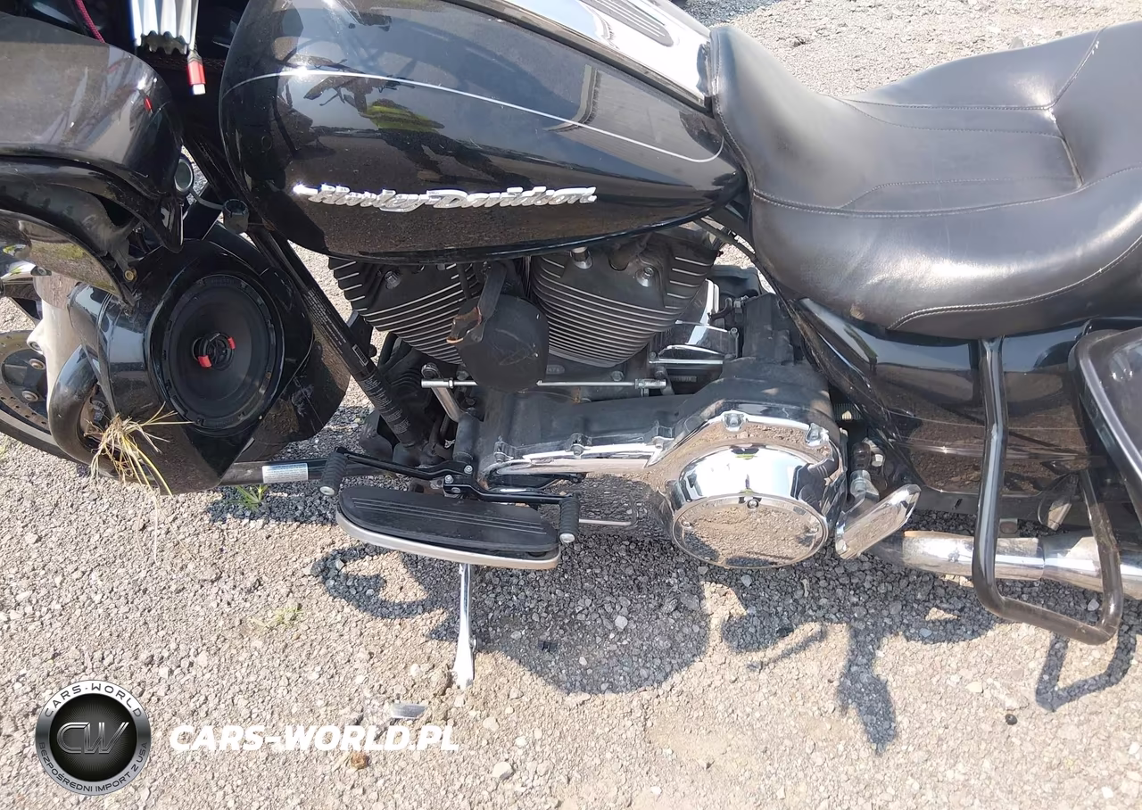 2015 Harley-Davidson Fltrxs Road Glide Special VIN:1HD1KTM1XFB656947 - 9
