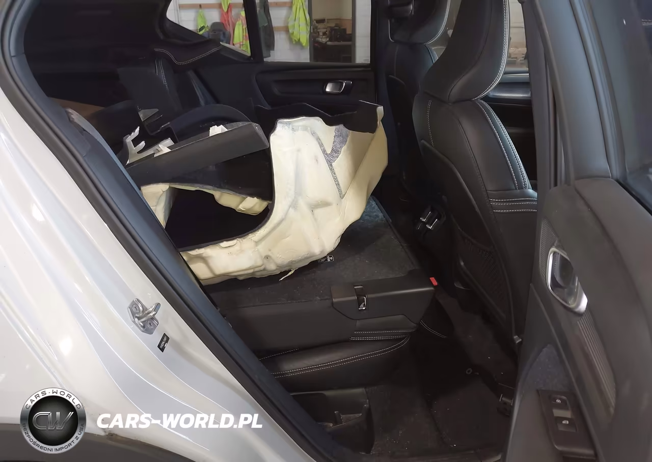 2020 Volvo Xc40 T5 R-Design VIN:YV4162UM4L2348871 - 8