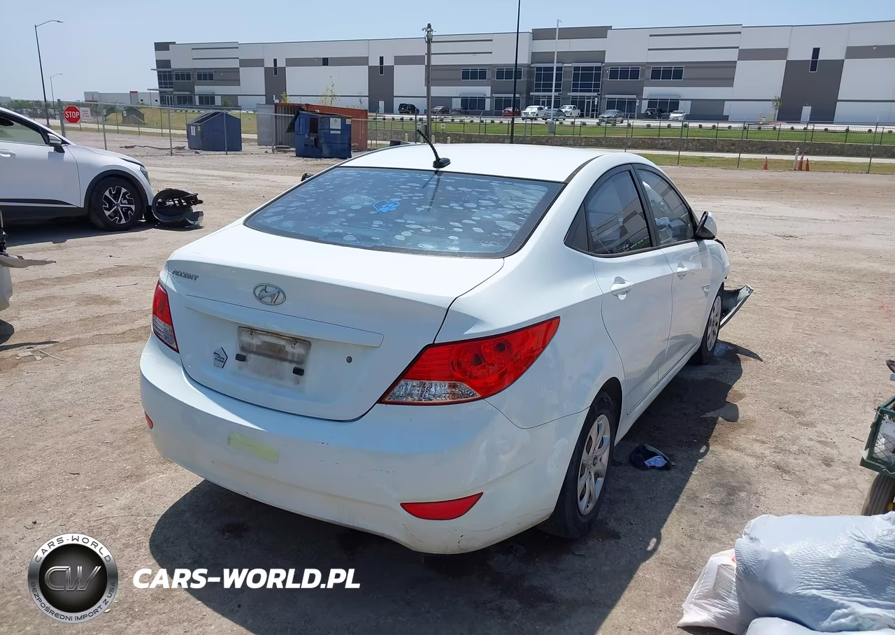 2014 Hyundai Accent Gls VIN:KMHCT4AE3EU749764 - 4