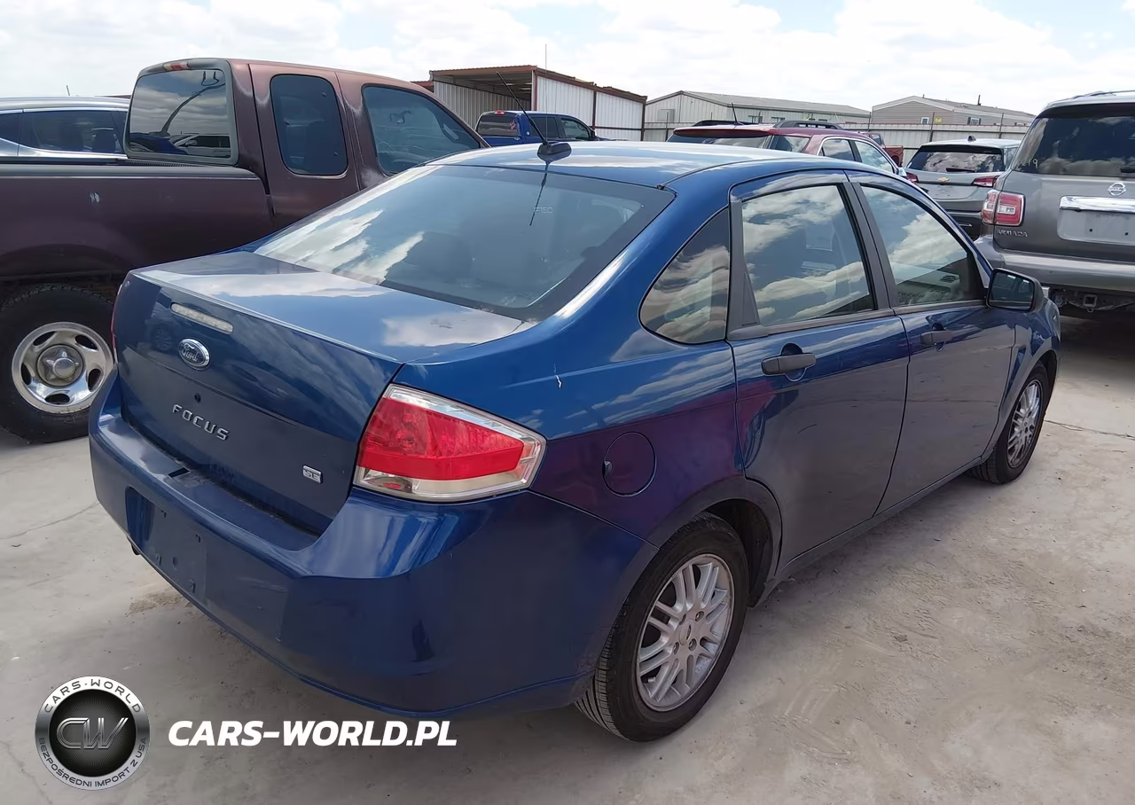 2009 Ford Focus Se VIN:1FAHP35N09W178026 - 4