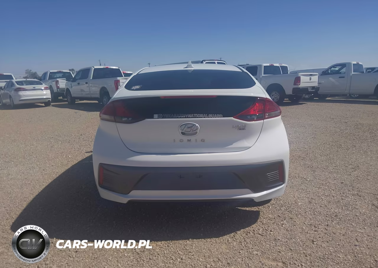 2020 Hyundai Ioniq Hybrid Blue VIN:KMHC65LC3LU233362 - 16