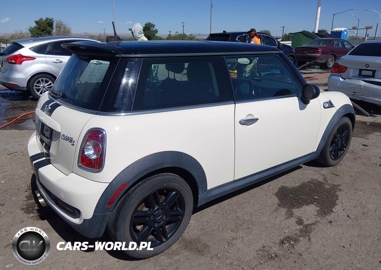 2013 Mini Hardtop Cooper S VIN:WMWSV3C59DT395588 - 4