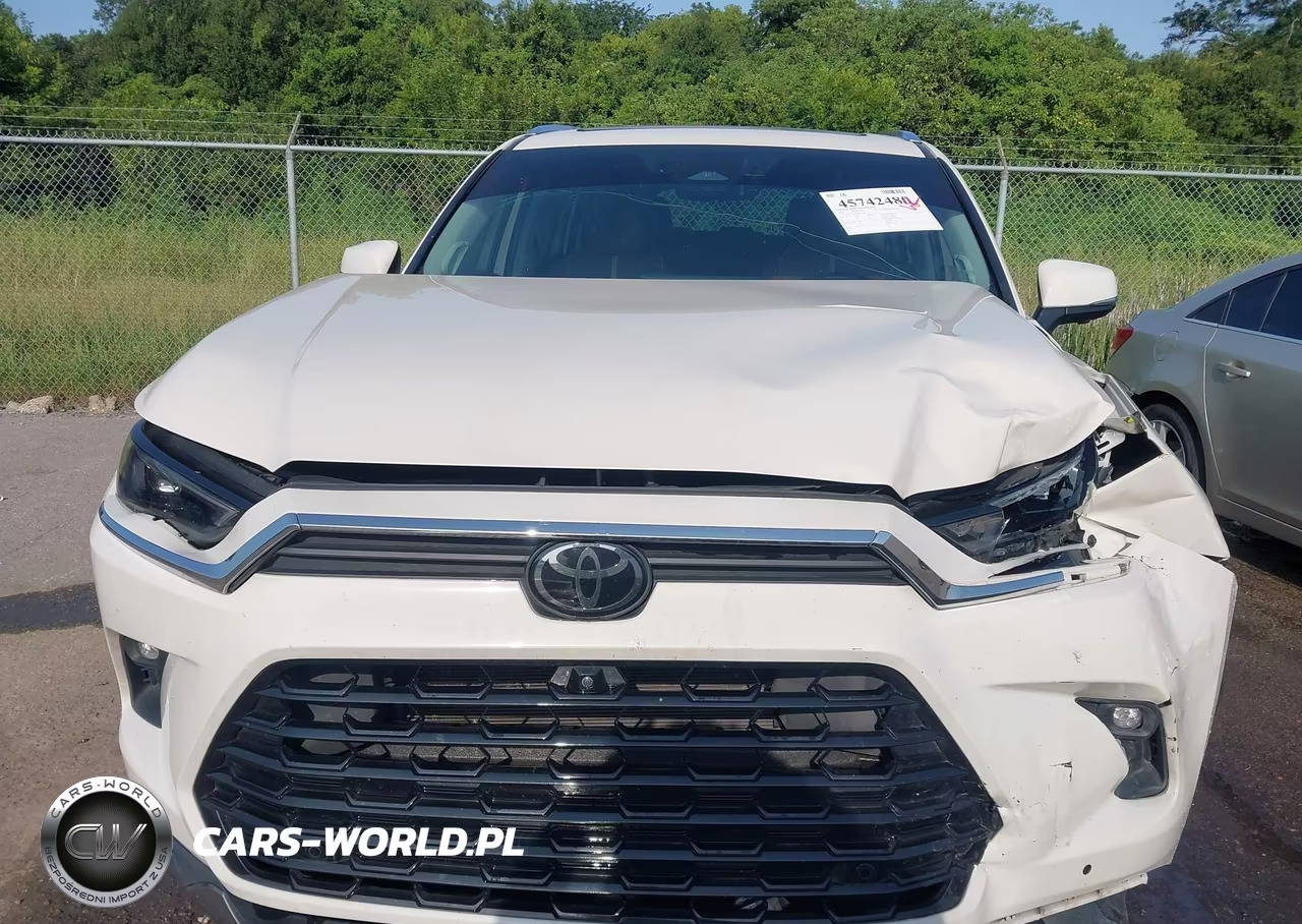 2024 Toyota Grand Highlander Platinum VIN:5TDAAAB50RS031601 - 12