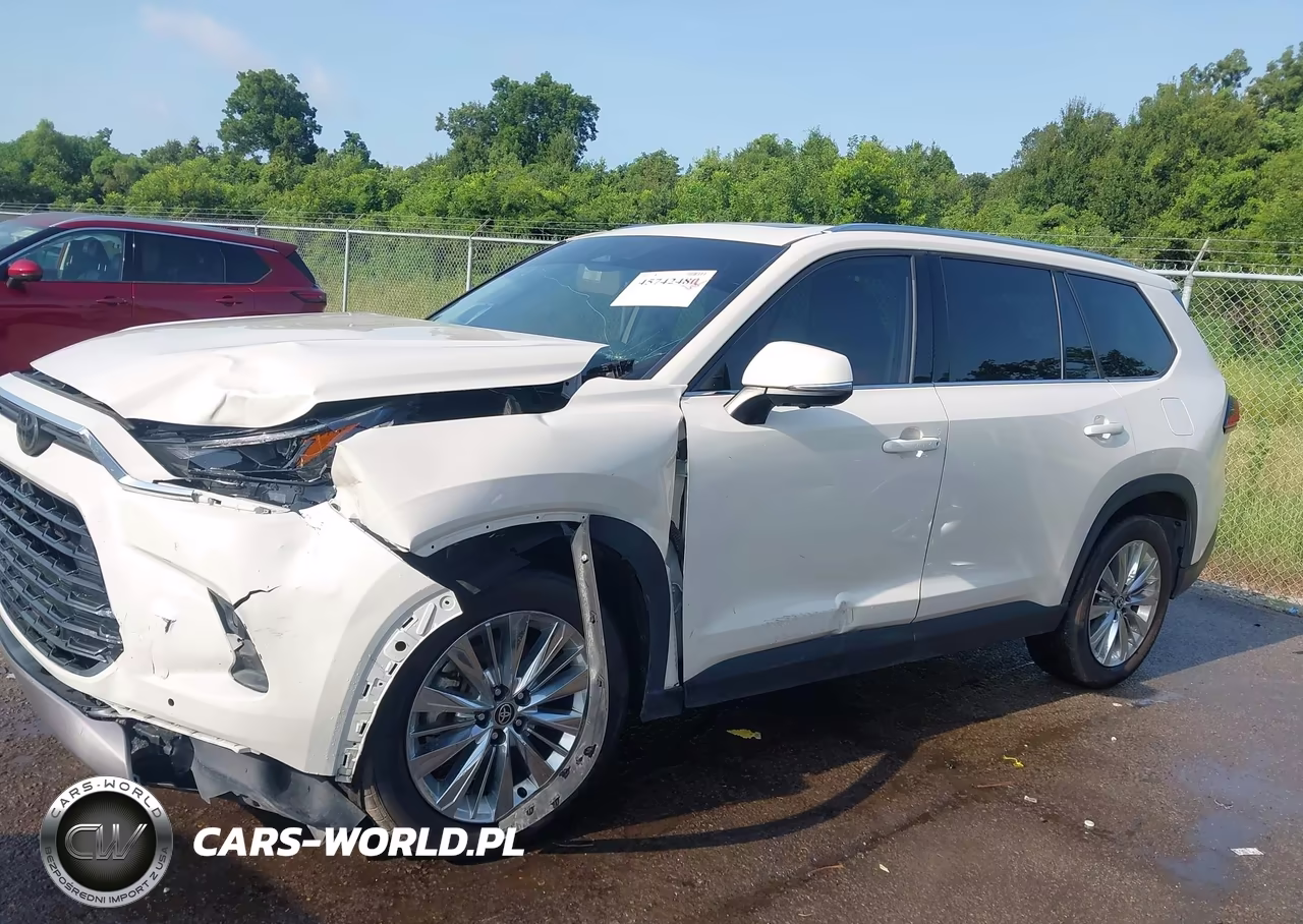 2024 Toyota Grand Highlander Platinum VIN:5TDAAAB50RS031601 - 14