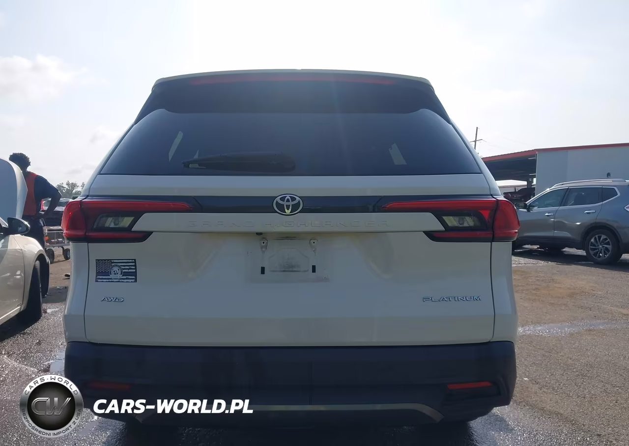 2024 Toyota Grand Highlander Platinum VIN:5TDAAAB50RS031601 - 16