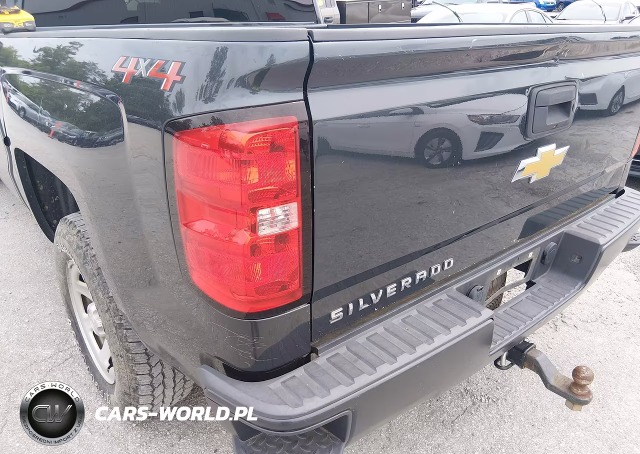 2018 Chevrolet Silverado 1500 Wt VIN:3GCUKNEH9JG137474 - 13