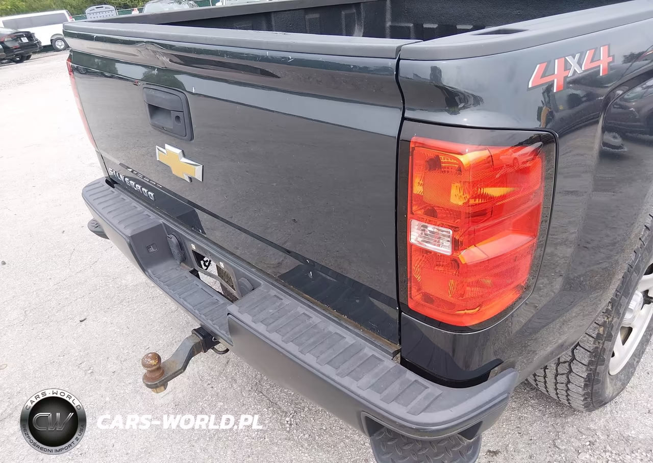 2018 Chevrolet Silverado 1500 Wt VIN:3GCUKNEH9JG137474 - 14