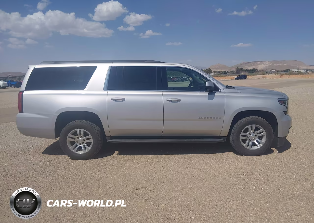 2020 Chevrolet Suburban 4Wd Ls VIN:1GNSKGEC8LR106234 - 13