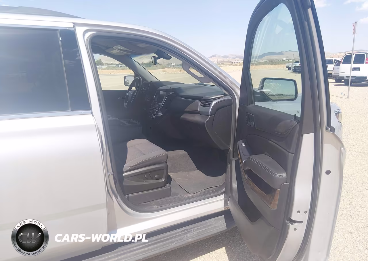 2020 Chevrolet Suburban 4Wd Ls VIN:1GNSKGEC8LR106234 - 5