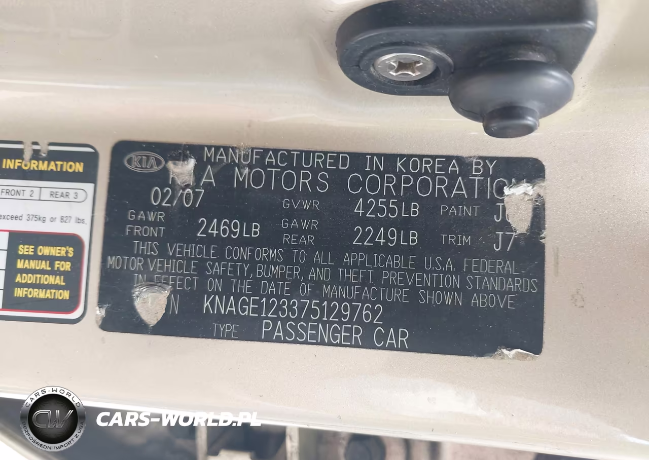 2007 Kia Optima Lx VIN:KNAGE123375129762 - 9