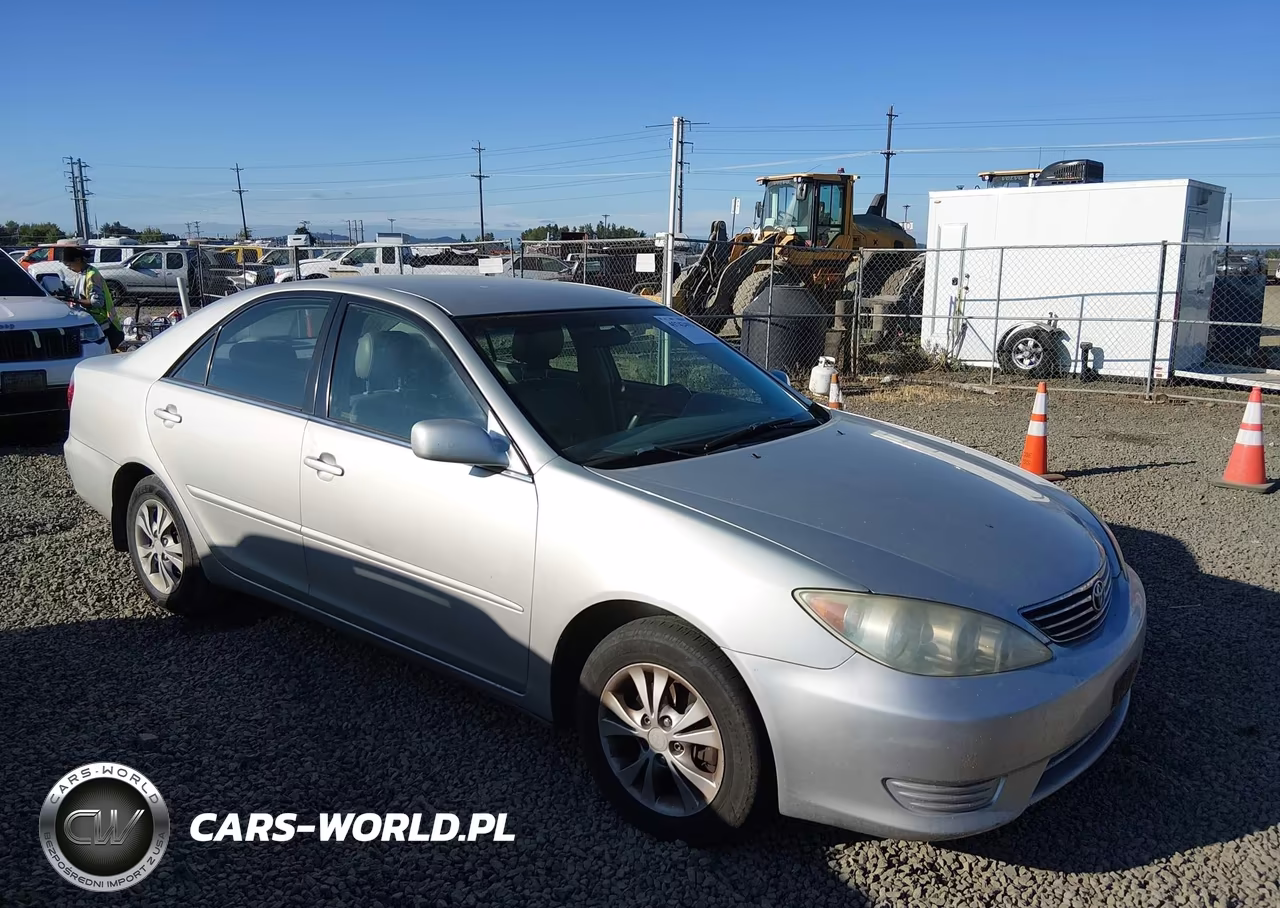 2006 Toyota Camry Le – zdjęcie 1 z 14