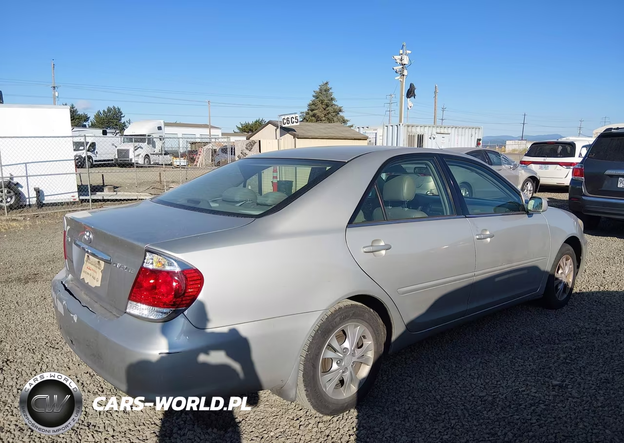 2006 Toyota Camry Le VIN:4T1BE32K76U146208 - 4