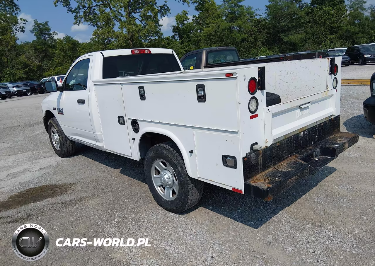 2015 Ram 2500 Tradesman VIN:3C7WR4AT9FG704818 - 3