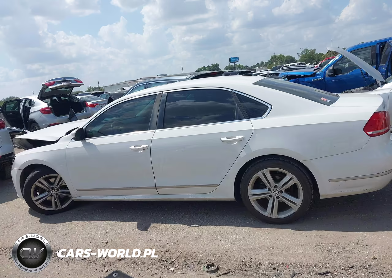 2013 Volkswagen Passat 2.5L Sel VIN:1VWCH7A33DC021529 - 14