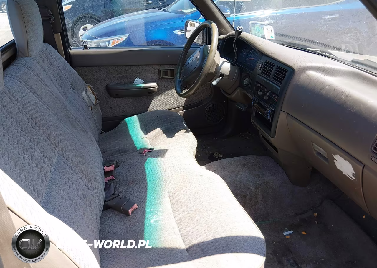 1997 Toyota Tacoma VIN:4TANL42N4VZ317422 - 5