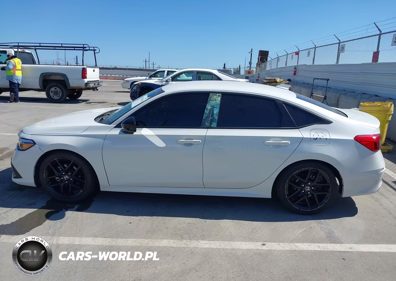 2024 Honda Civic Sport VIN:2HGFE2F5XRH518640 - 14