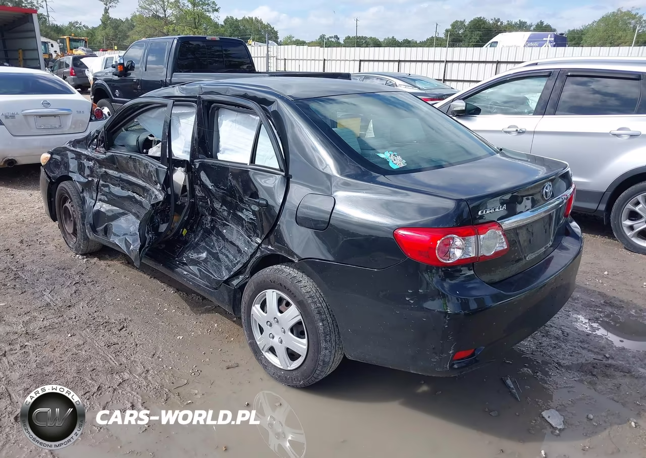 2011 Toyota Corolla Le VIN:JTDBU4EE2B9144396 - 3