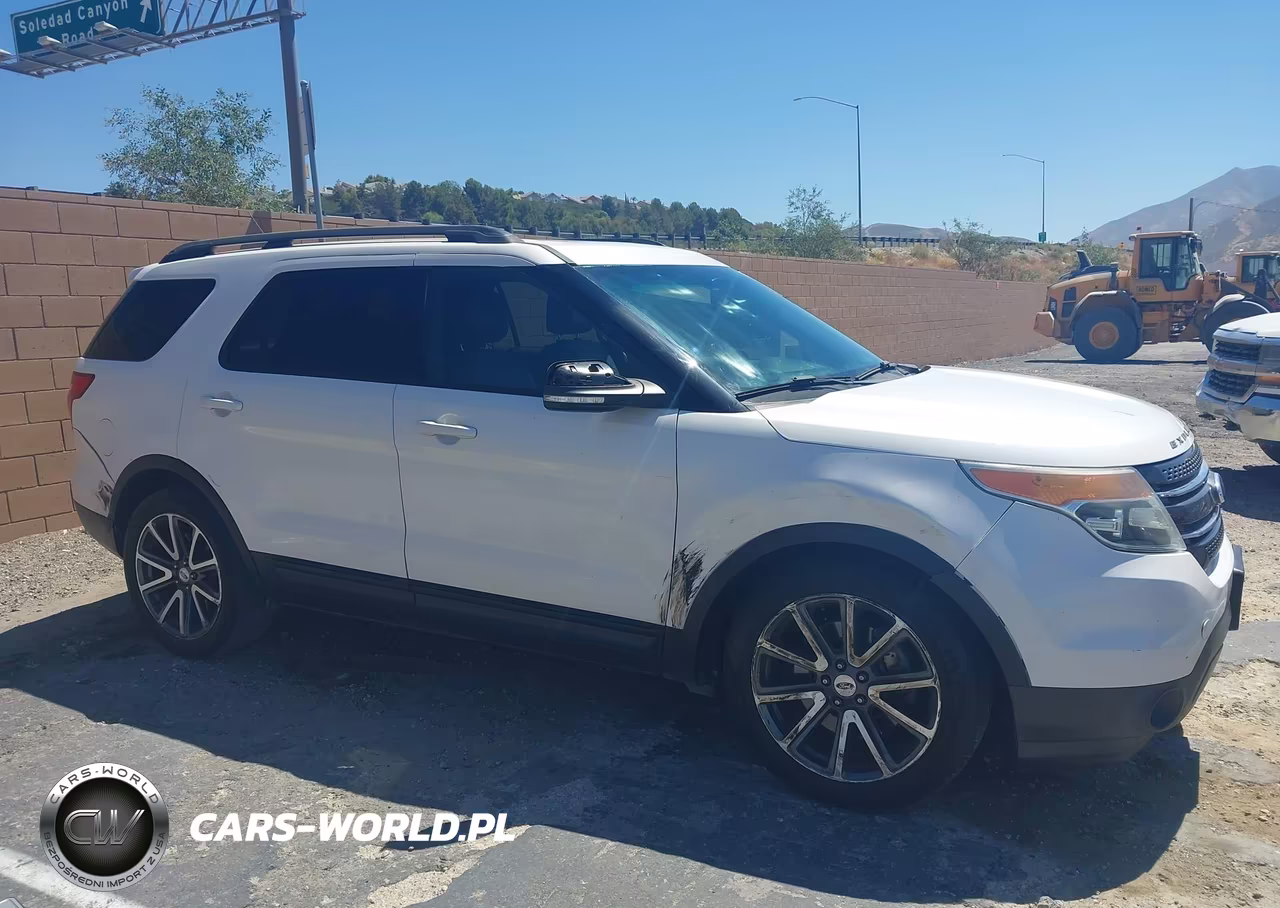 2015 Ford Explorer Xlt VIN:1FM5K7D8XFGC64752 - 13
