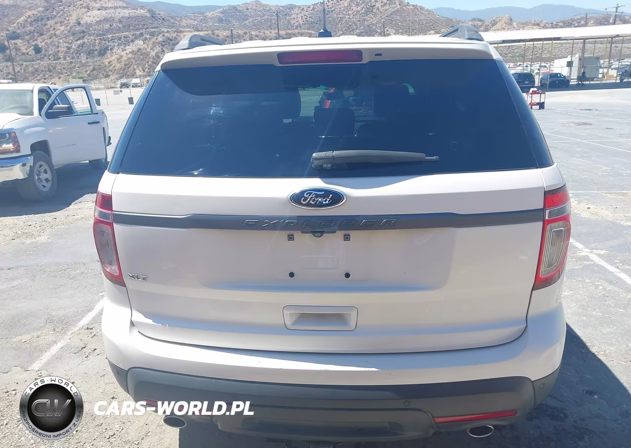 2015 Ford Explorer Xlt VIN:1FM5K7D8XFGC64752 - 16