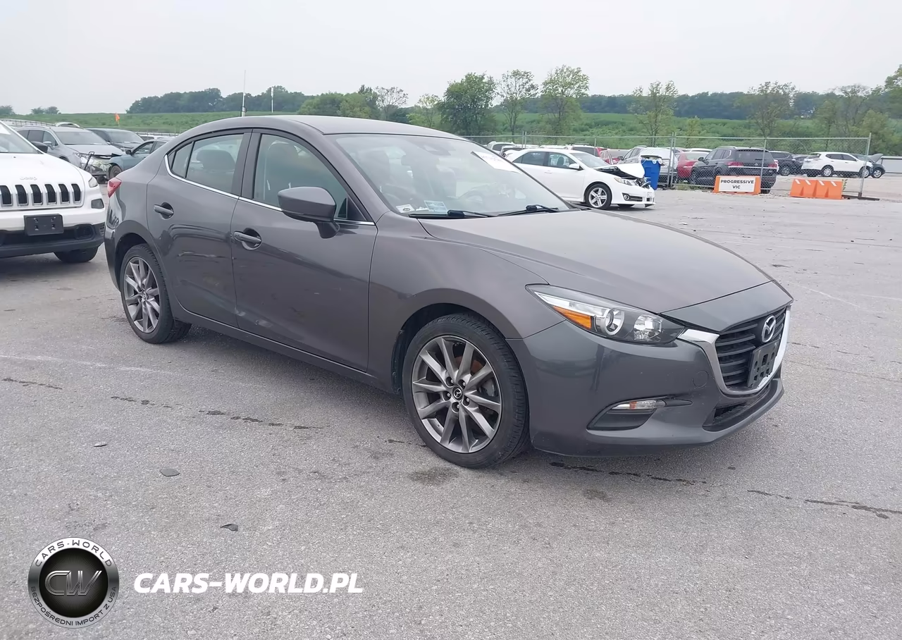 2018 Mazda Mazda3 Touring – zdjęcie 1 z 16