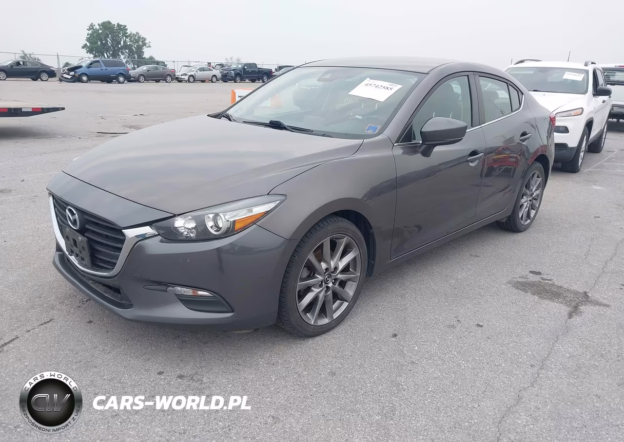 2018 Mazda Mazda3 Touring VIN:3MZBN1V3XJM223175 - 2
