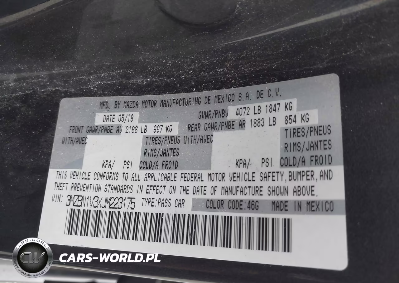 2018 Mazda Mazda3 Touring VIN:3MZBN1V3XJM223175 - 9