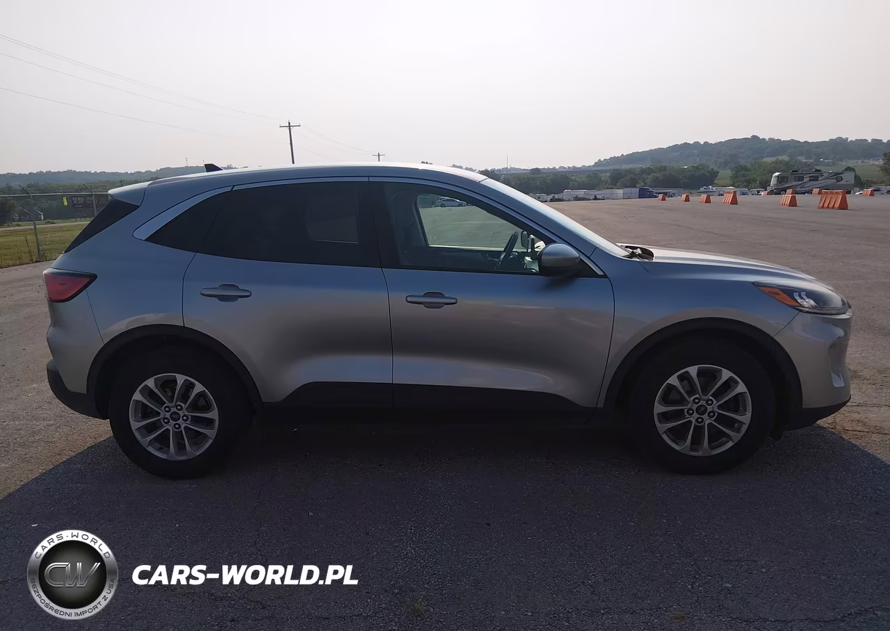 2021 Ford Escape Se VIN:1FMCU0G63MUA58688 - 13