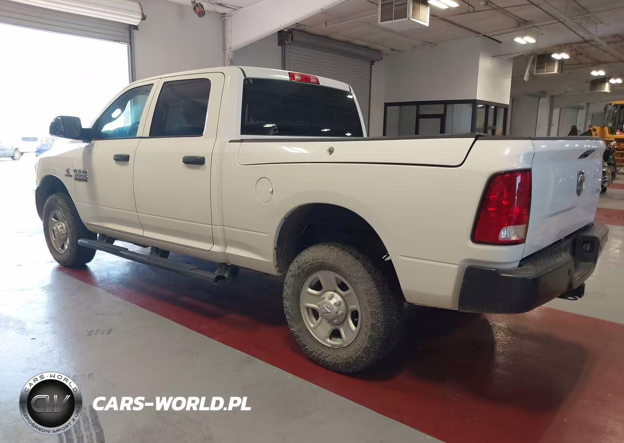 2017 Ram 3500 Tradesman 4X4 6'4 Box VIN:3C63R3CL8HG707212 - 3