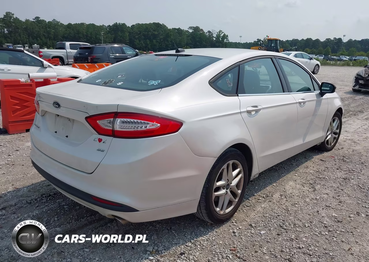 2013 Ford Fusion Se VIN:3FA6P0H71DR375317 - 4