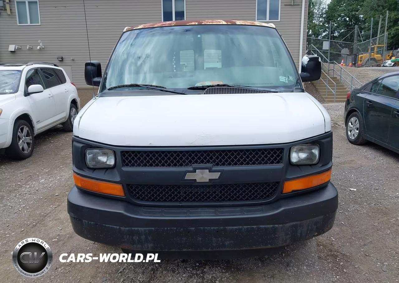 2003 Chevrolet Express Cargo Van VIN:1GCHG39U031125889 - 12