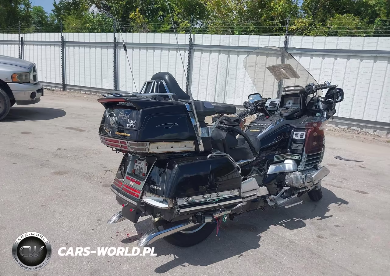 1999 Honda Gl1500 Se12 VIN:1HFSC2239XA103835 - 4