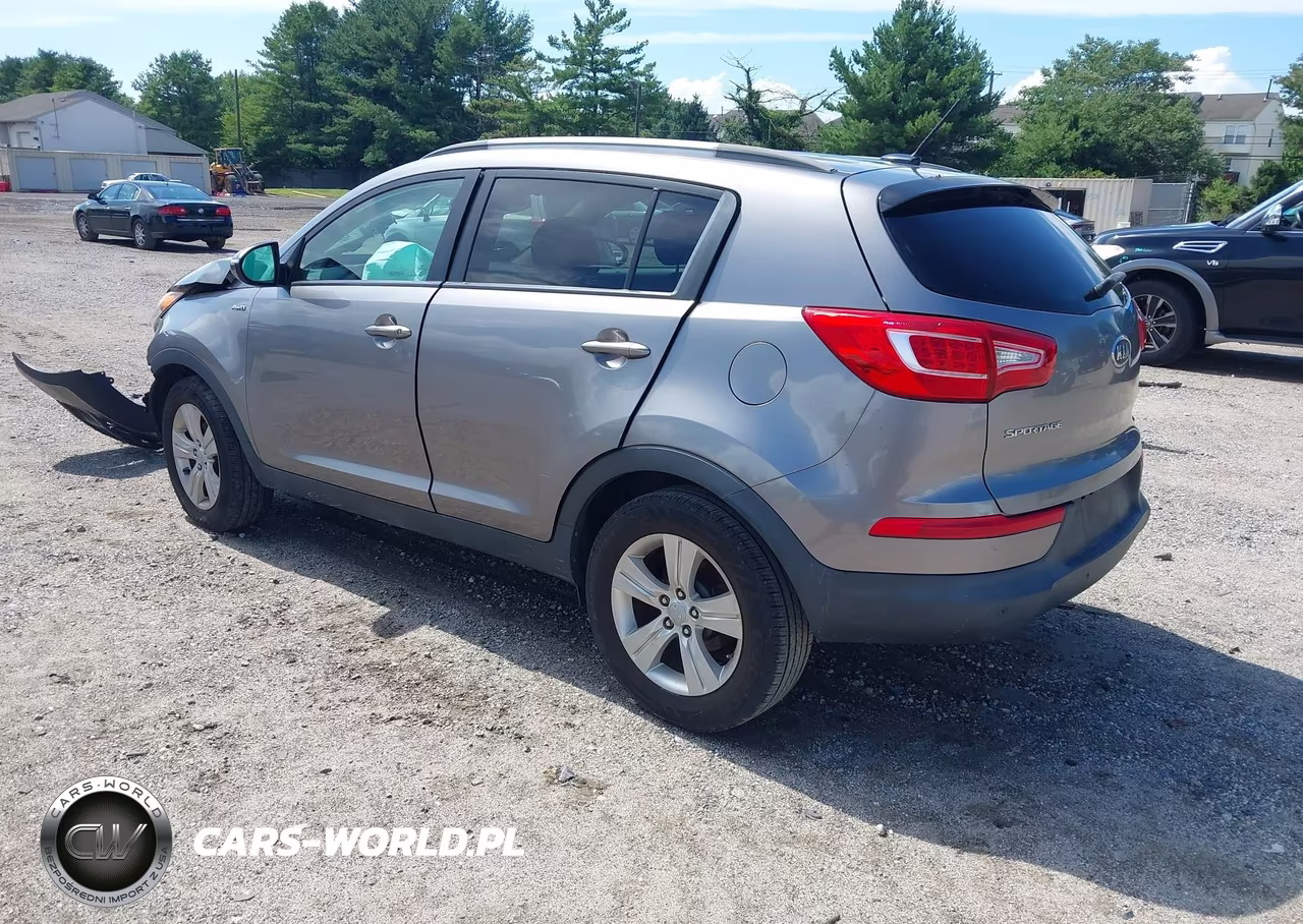 2011 Kia Sportage Lx VIN:KNDPBCA2XB7168197 - 3