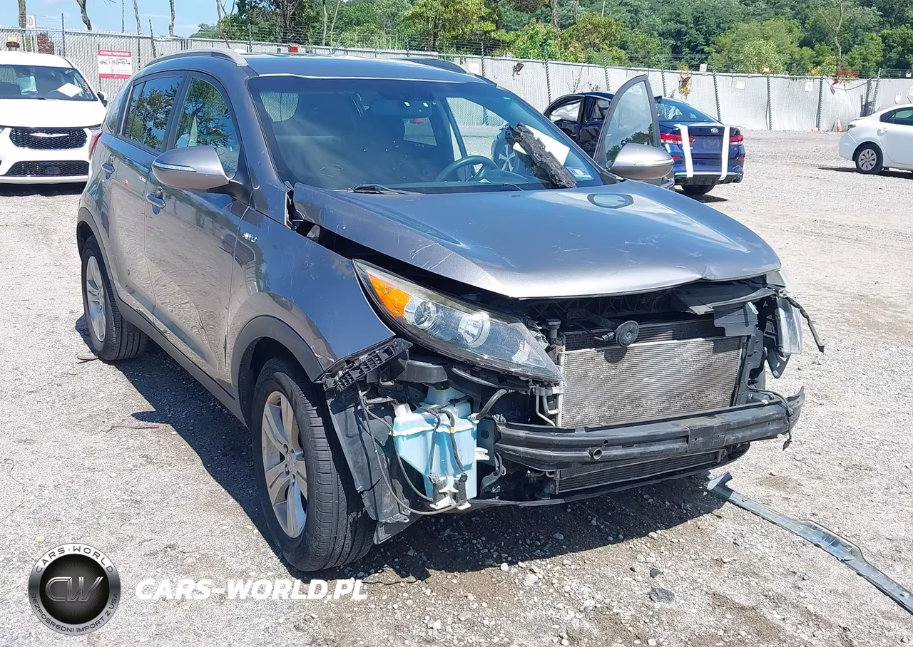 2011 Kia Sportage Lx VIN:KNDPBCA2XB7168197 - 6