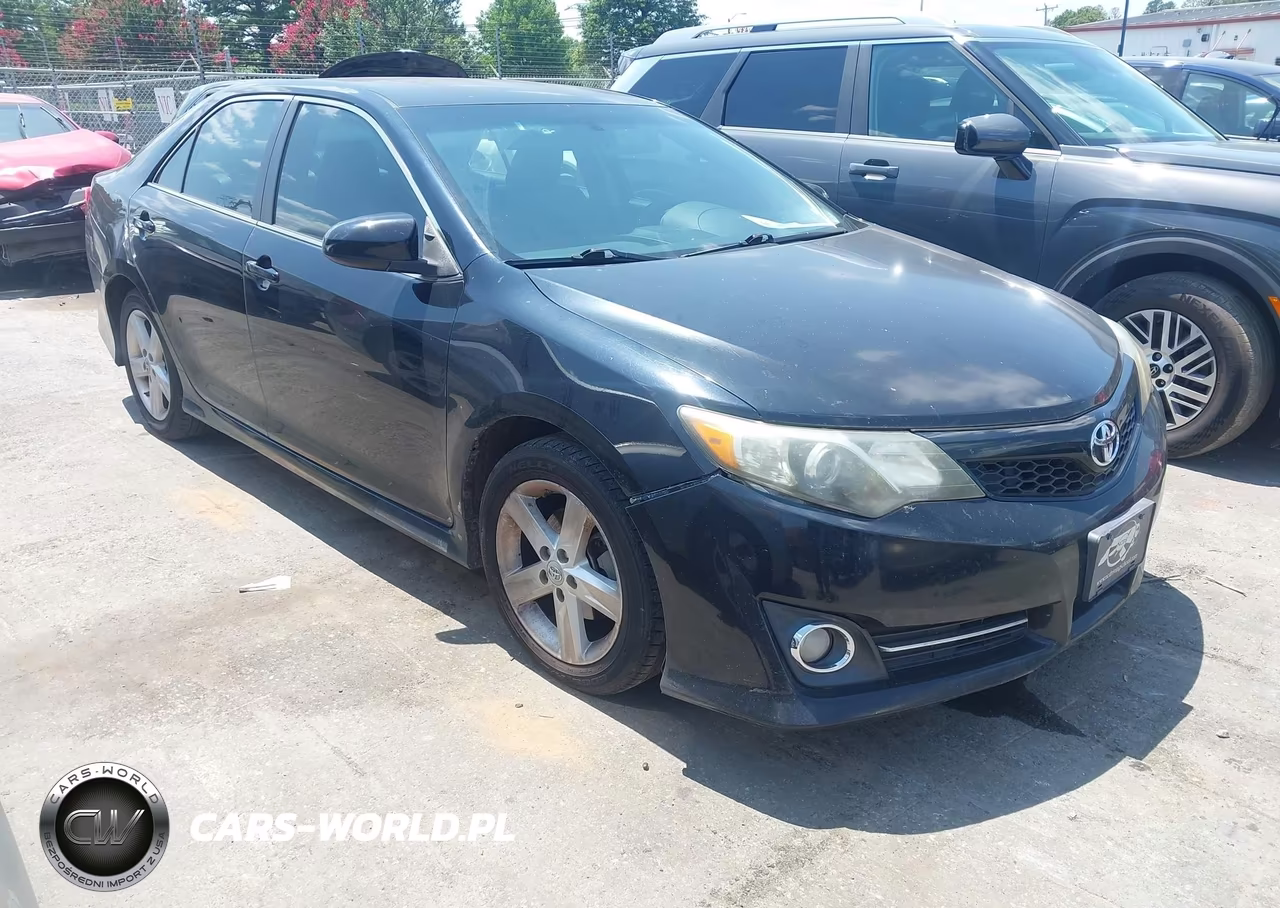2012 Toyota Camry Se – zdjęcie 1 z 12