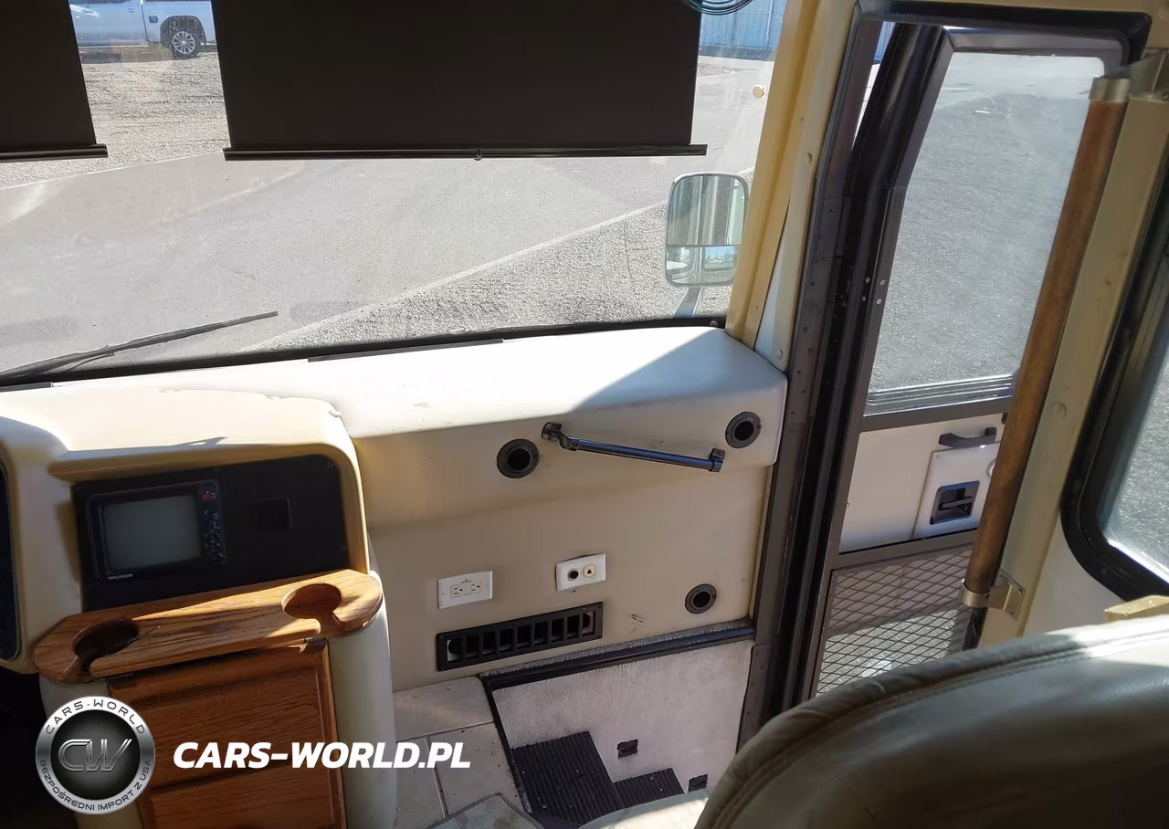 2005 Freightliner Chassis X Line Motor Home VIN:4UZAAHDCX5CU22203 - 18