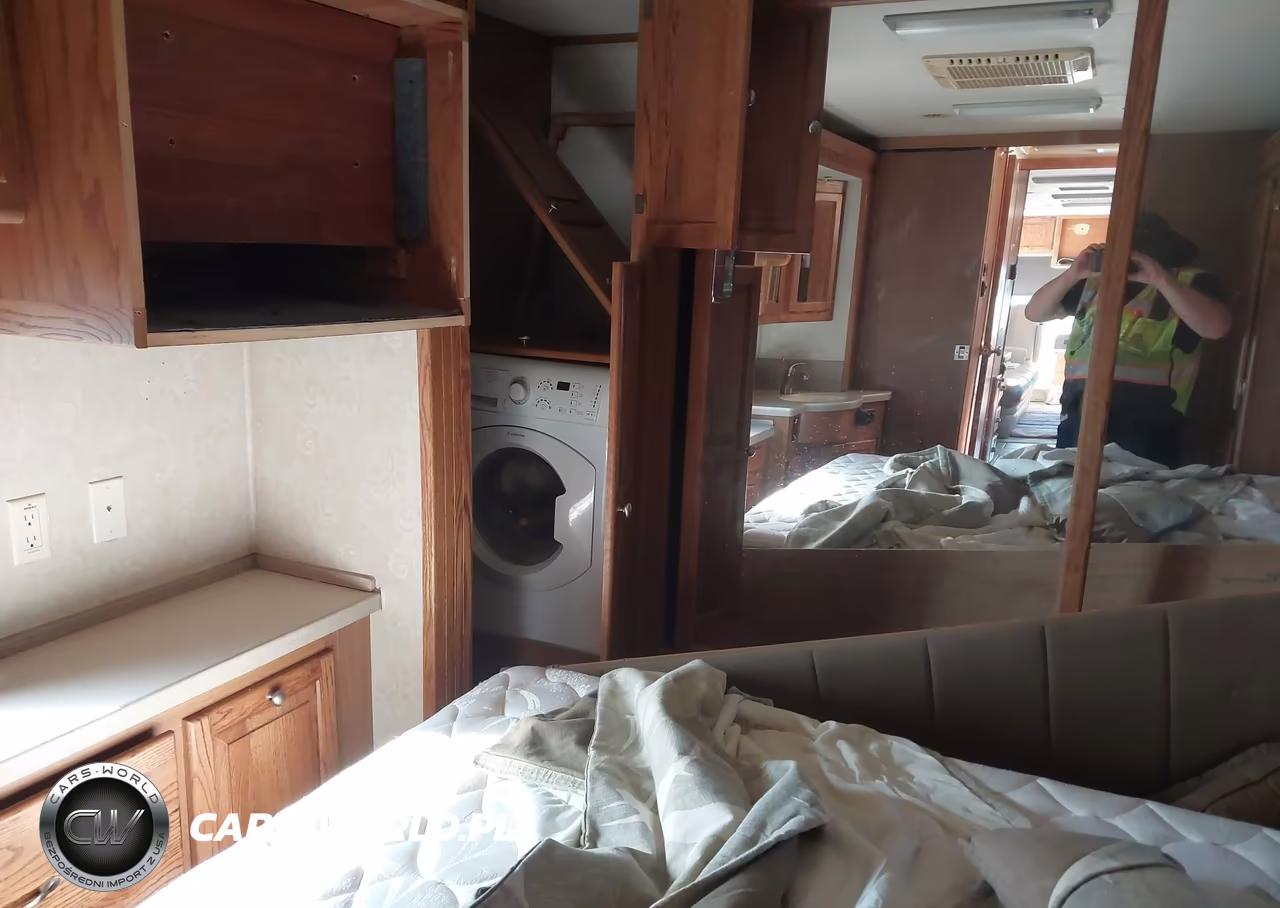 2005 Freightliner Chassis X Line Motor Home VIN:4UZAAHDCX5CU22203 - 5