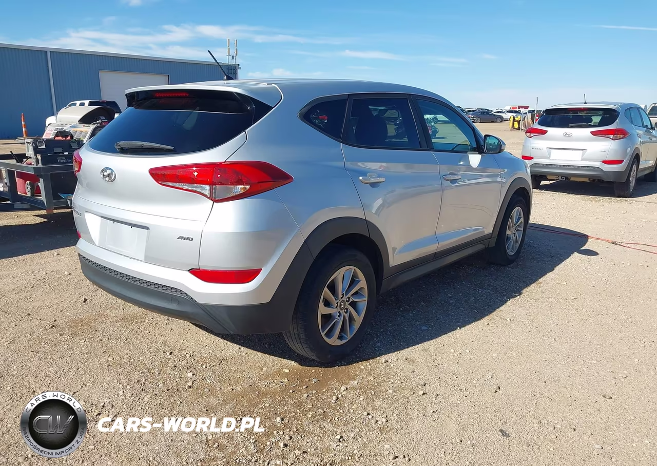 2018 Hyundai Tucson Se VIN:KM8J2CA49JU655748 - 4