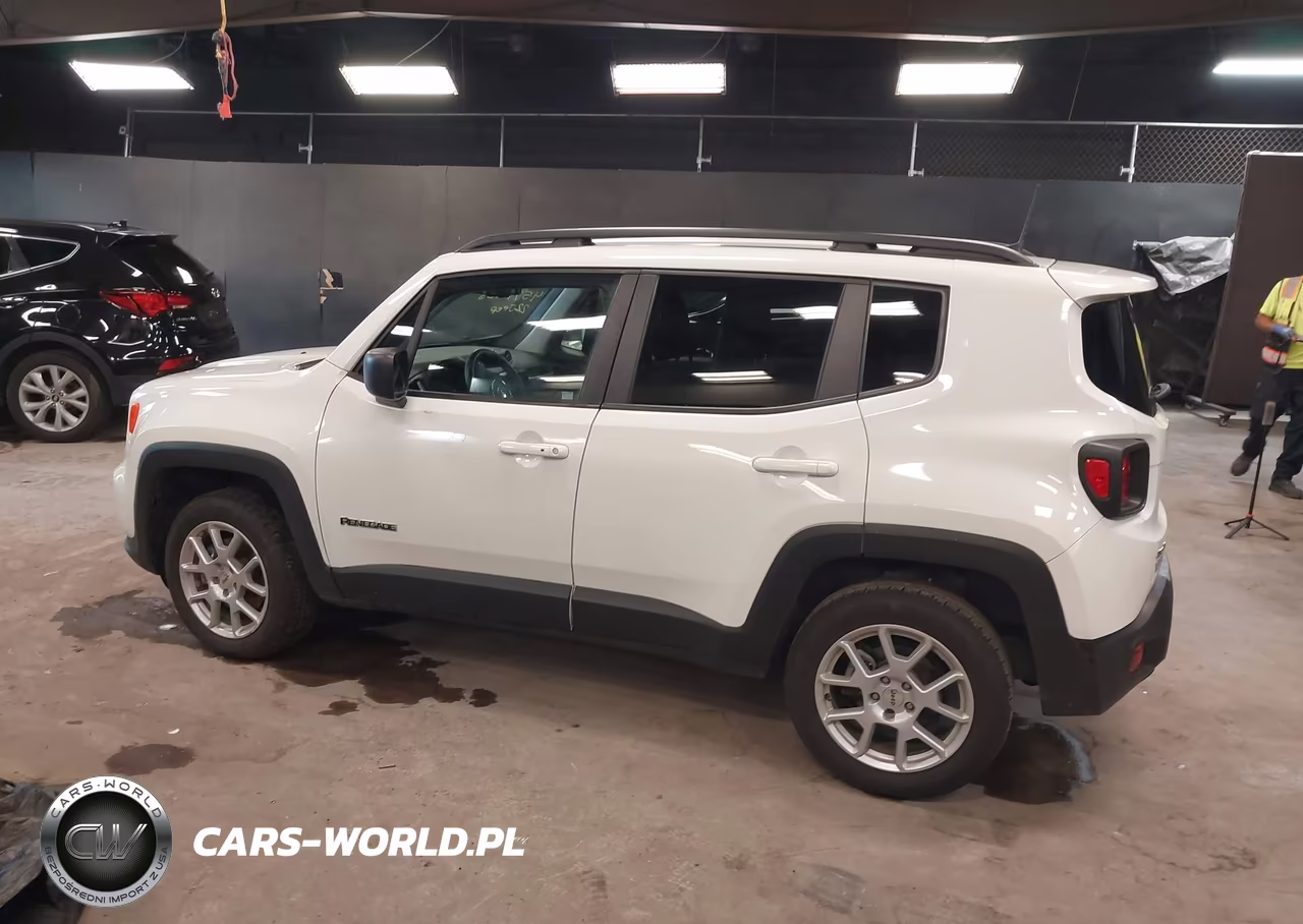 2022 Jeep Renegade Latitude 4X4 VIN:ZACNJDB13NPN72372 - 14