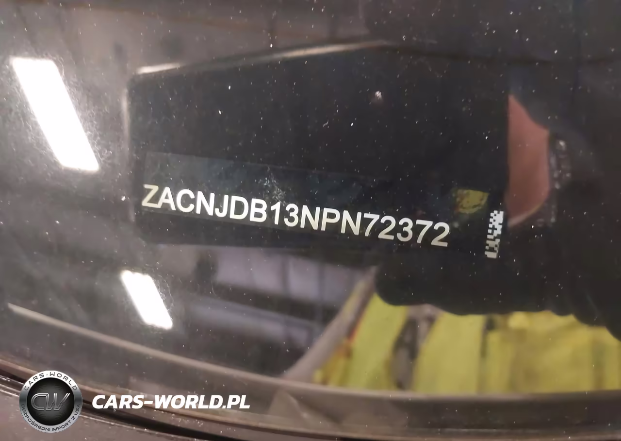 2022 Jeep Renegade Latitude 4X4 VIN:ZACNJDB13NPN72372 - 17