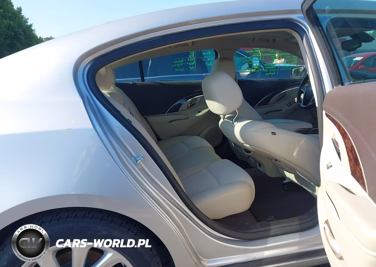 2015 Buick Lacrosse VIN:1G4GA5G36FF305092 - 8