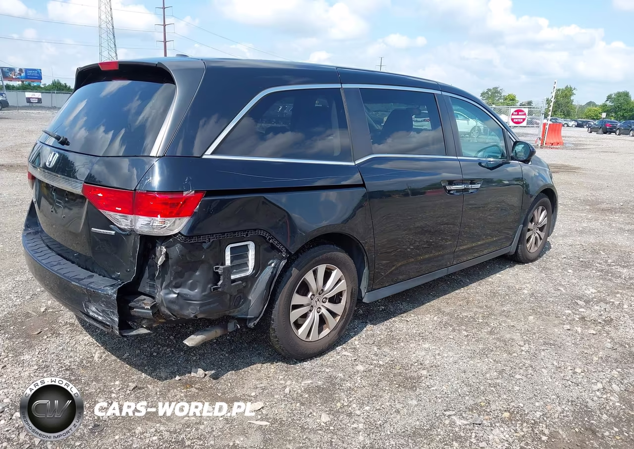 2016 Honda Odyssey Se VIN:5FNRL5H30GB160501 - 4