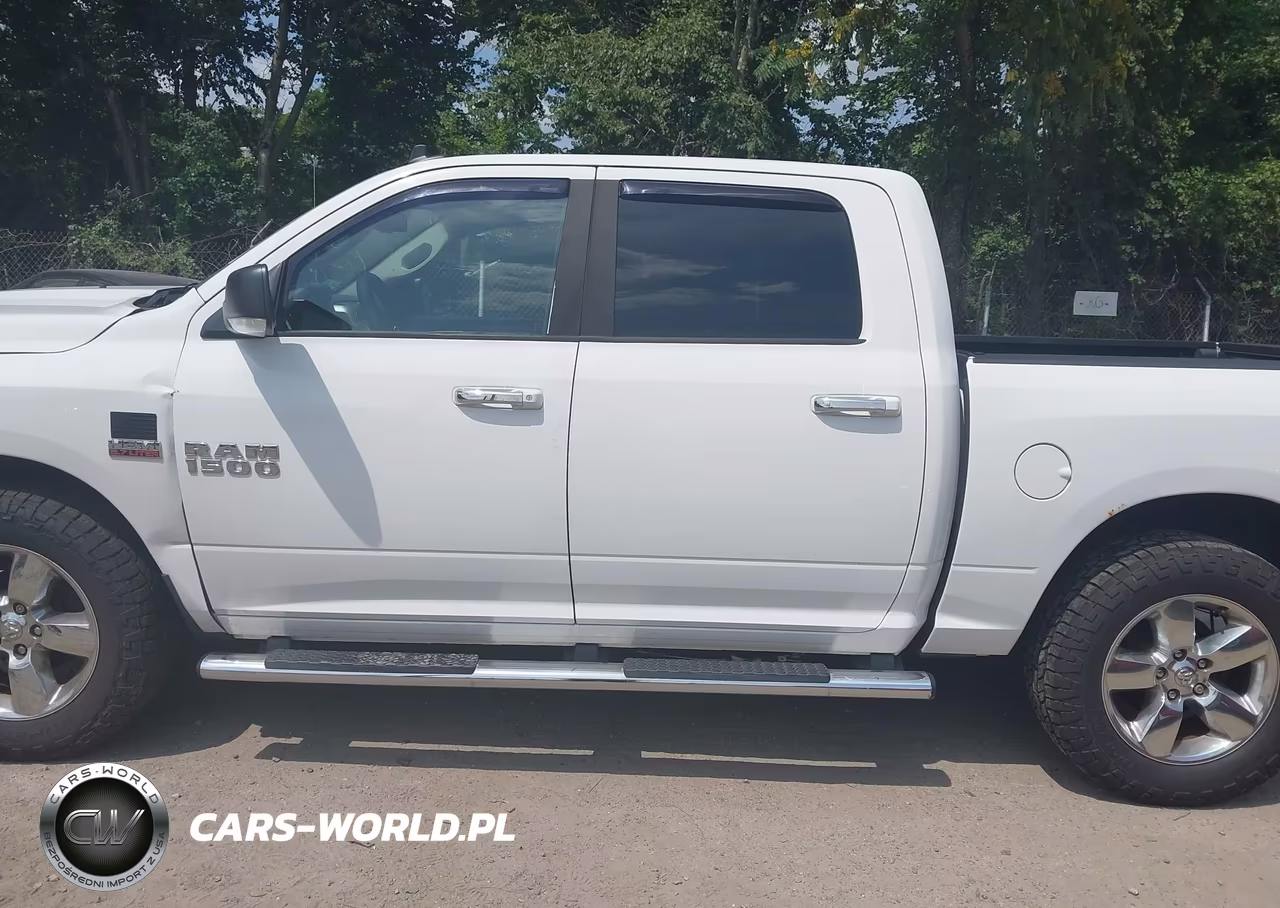 2016 Ram 1500 Big Horn VIN:3C6RR7LT4GG225675 - 14
